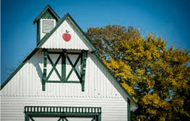 Cider Hill Family Orchard, RentATrolley