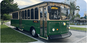 Green & Tan Trolley – 32 Passengers exterior